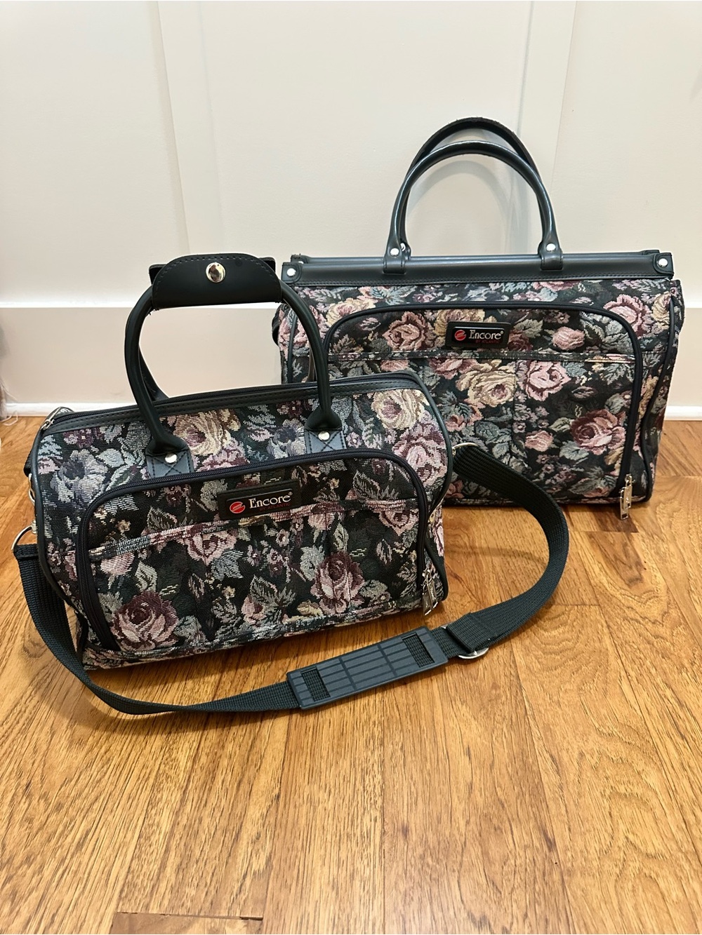 Vintage Encore By Atlantic Floral Tapestry Travel Overnight Bags Set 2 Luggage